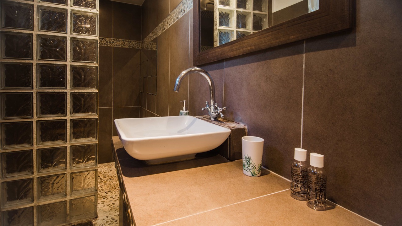 Photo of Bathroom in Ollioules