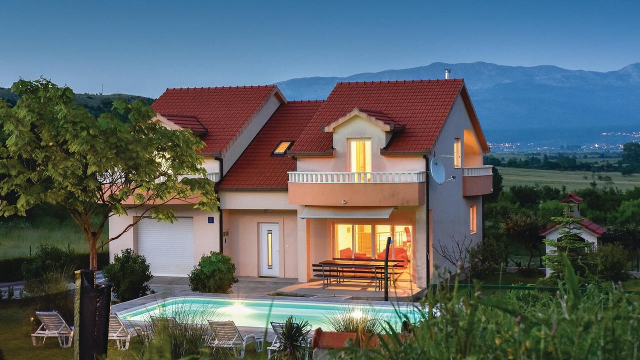 Photo of Outdoor in Sinj
