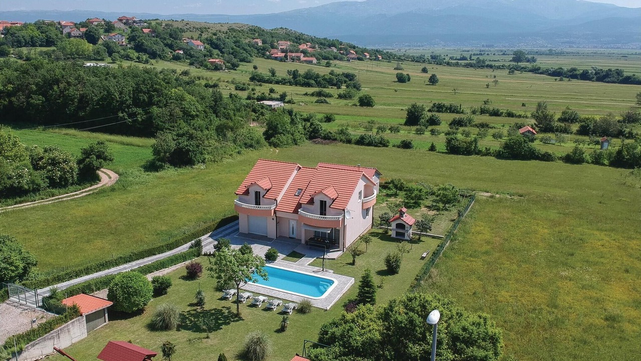 Photo of Others in Sinj