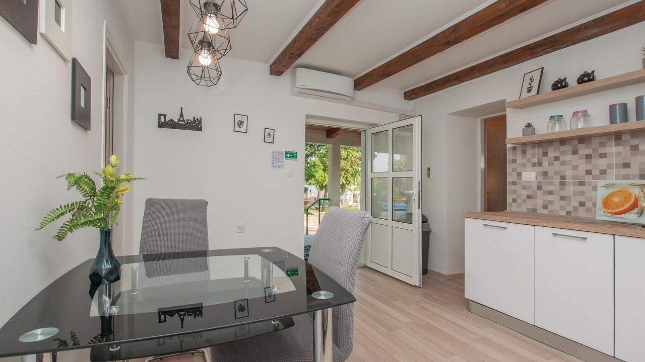 Photo of Bedroom in Unesic