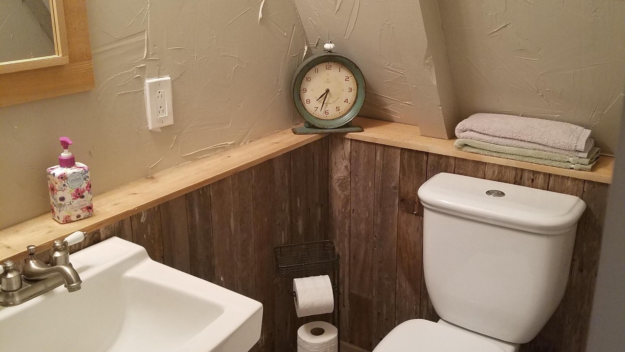 Photo of Bathroom in Broaddus