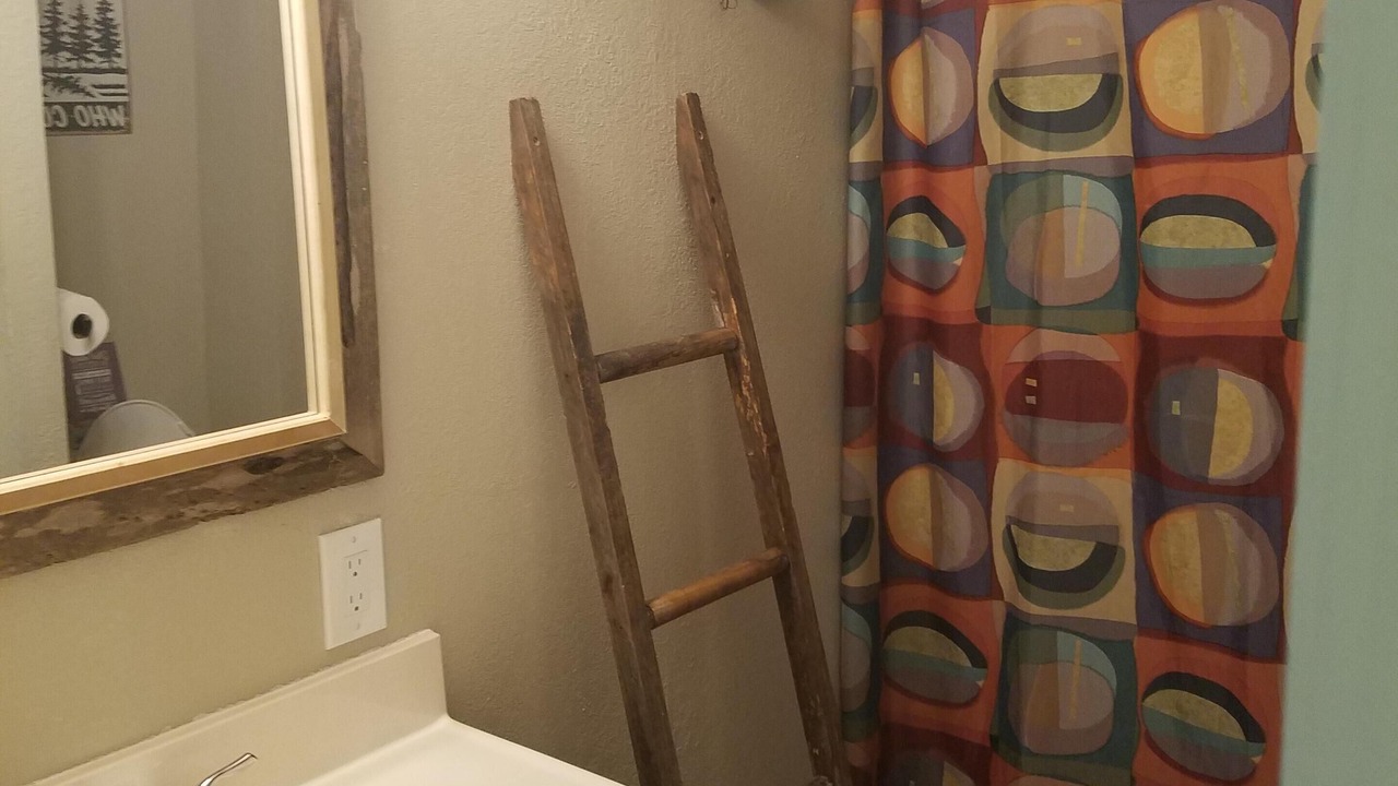 Photo of Bathroom in Broaddus