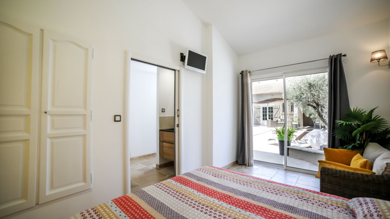 Photo of Bedroom in Lagarde Pareol