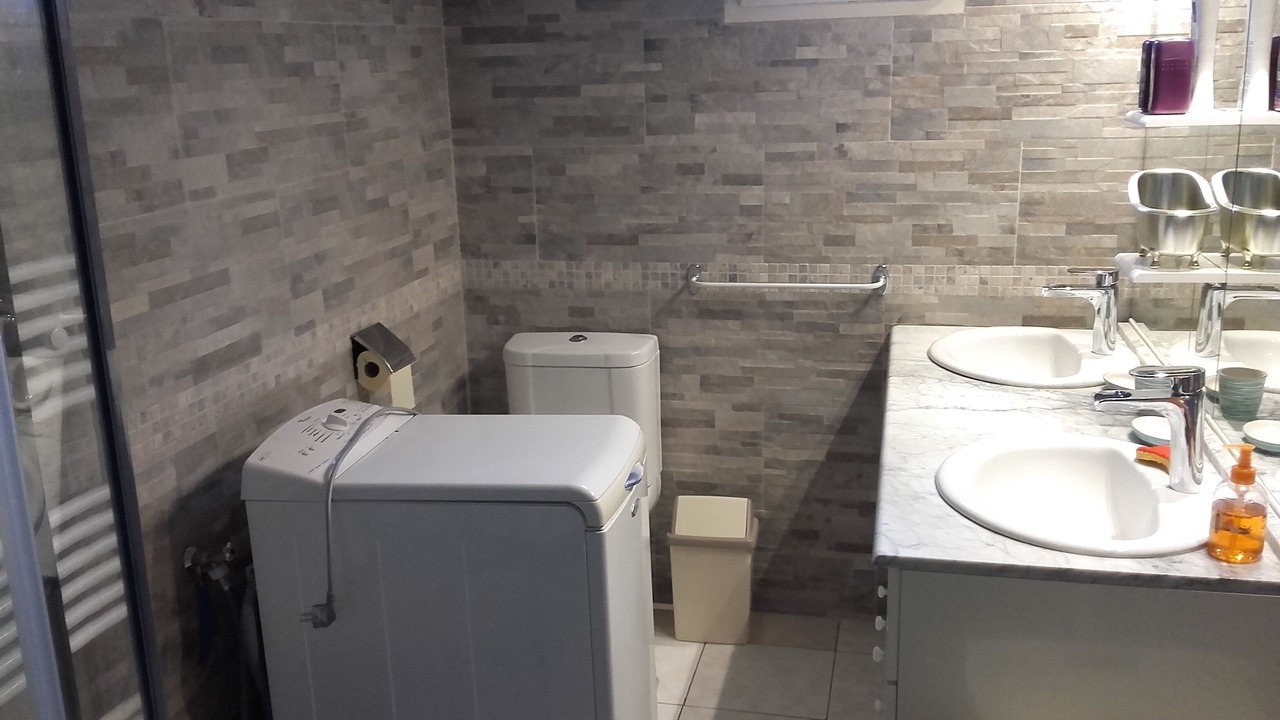 Photo of Bathroom in Sisco