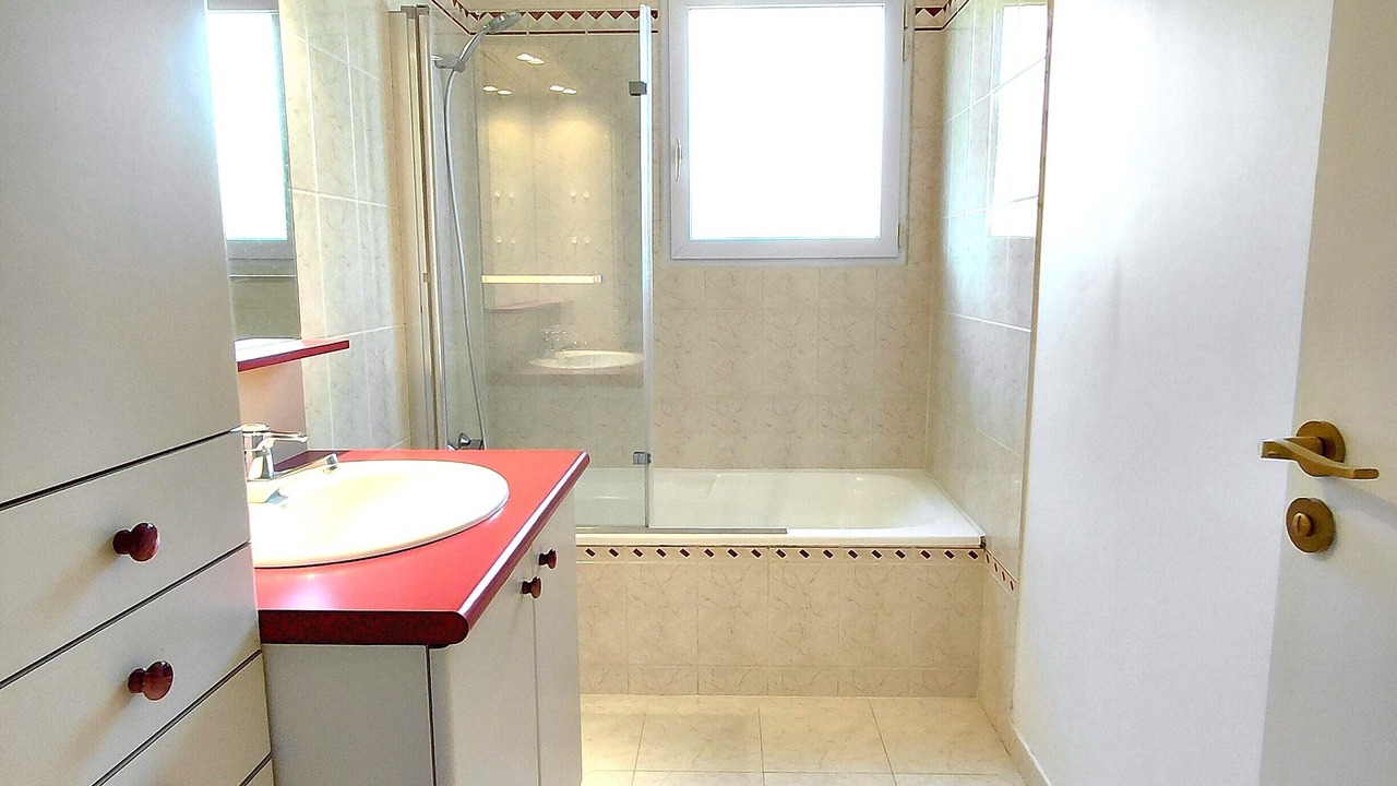 Photo of Bathroom in Pornic
