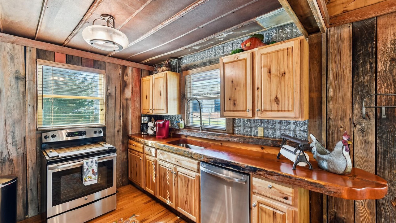 Photo of Kitchen in Blowing Rock