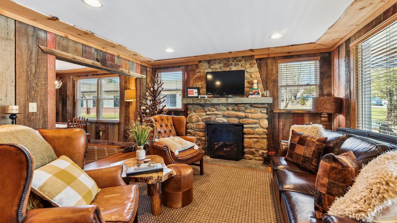 Photo of Livingroom in Blowing Rock