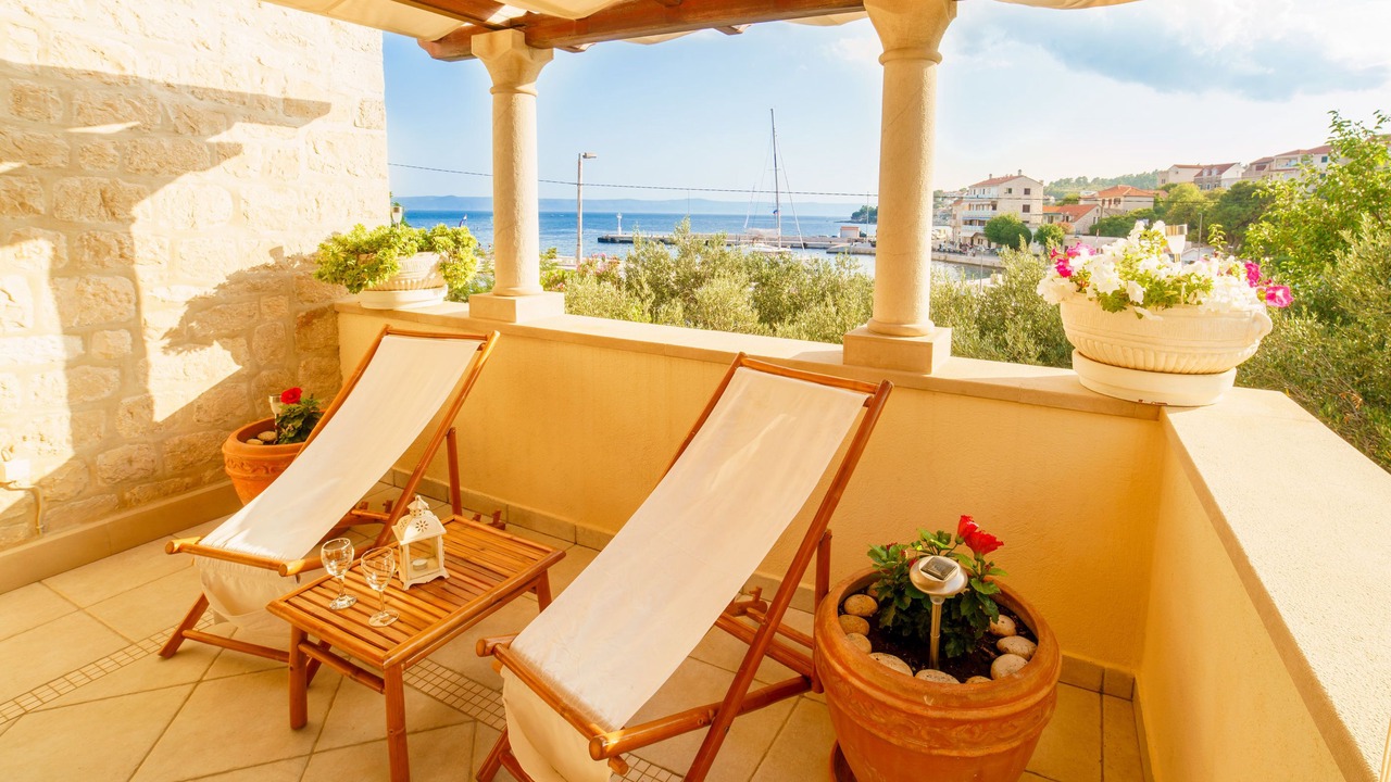 Photo of Patio Balcony in Sumartin