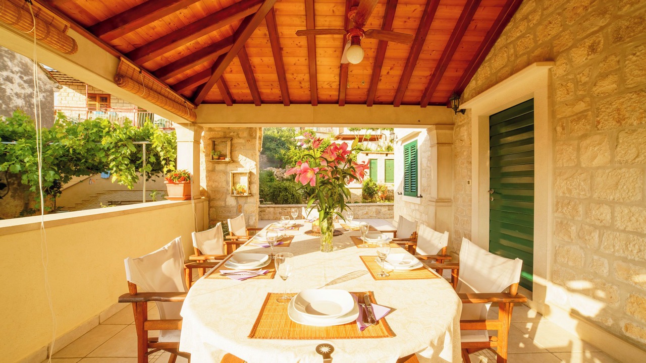 Photo of Outdoor in Sumartin
