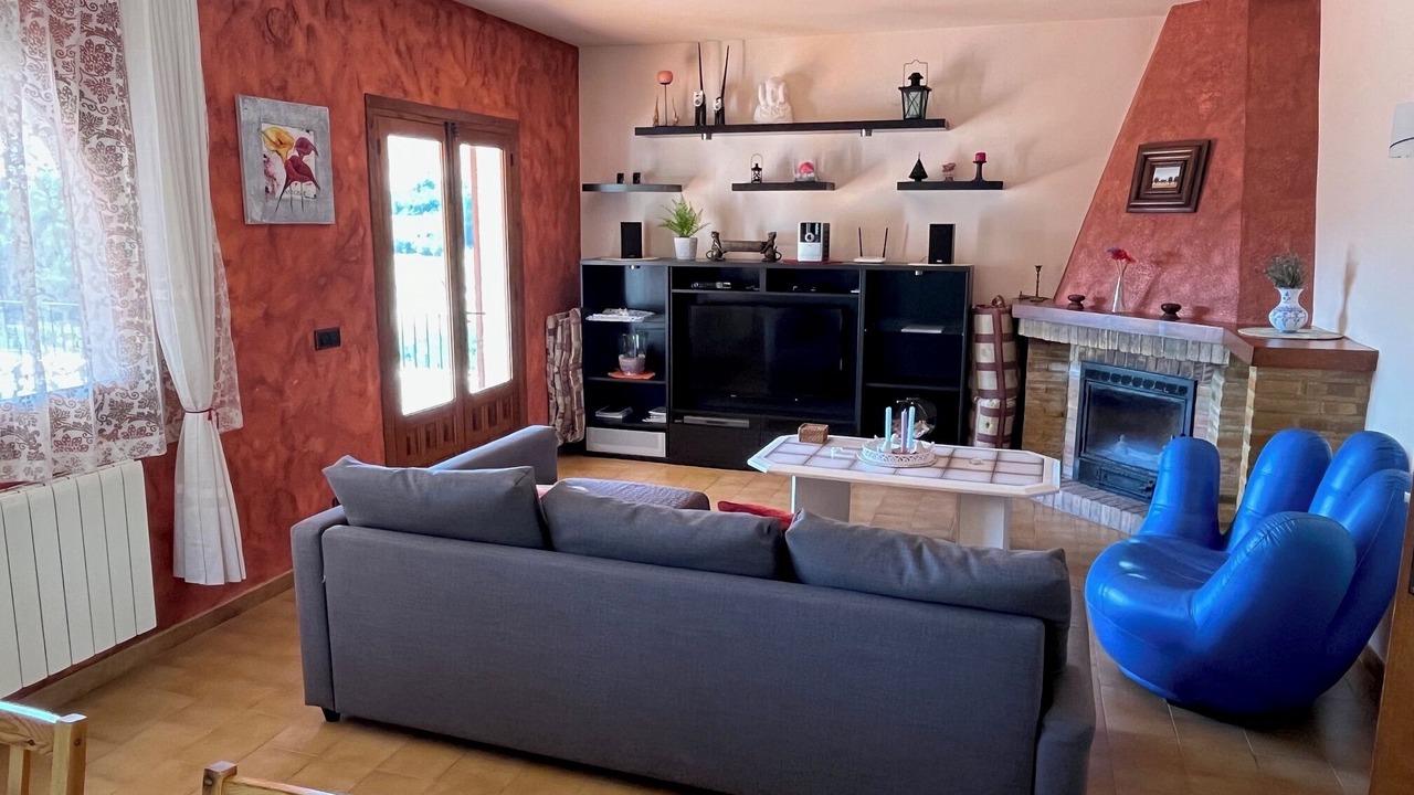 Photo of Livingroom in Jalon