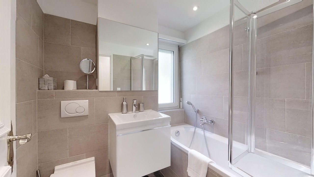 Photo of Bathroom in Surlej