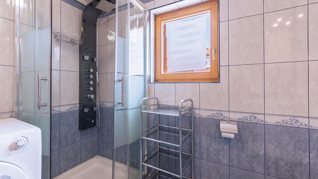 Photo of Bathroom in Valbandon