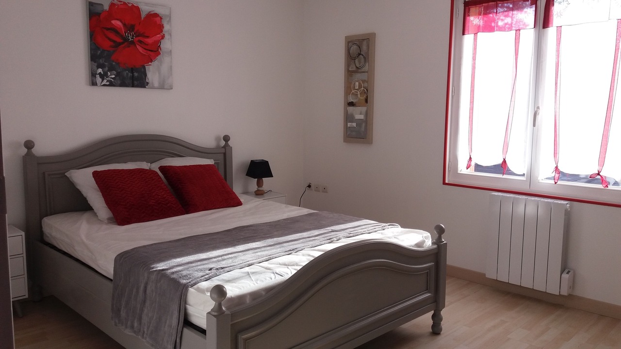 Photo of Bedroom in Avesnes-en-Val
