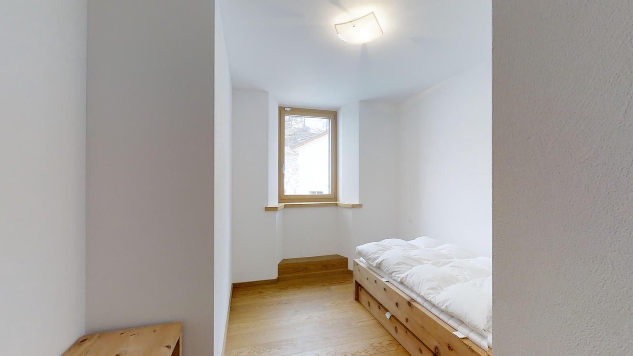 Photo of Bedroom in Madulain