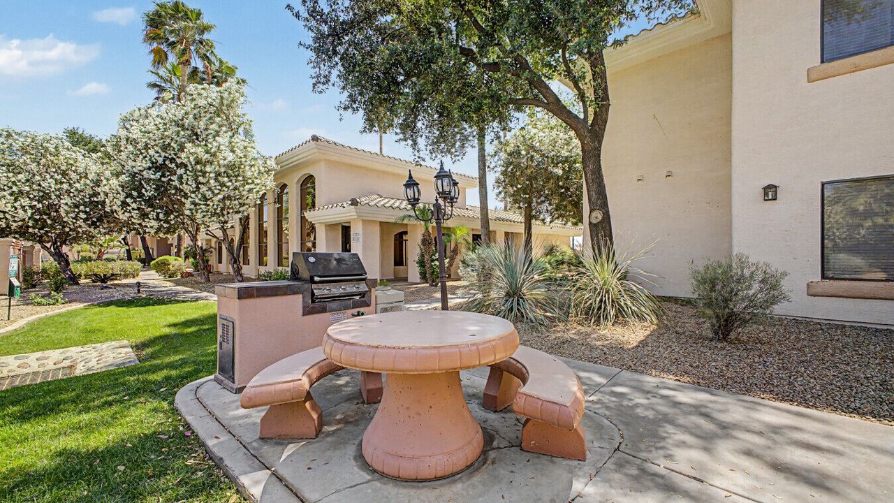 Photo of Outdoor in Maryvale