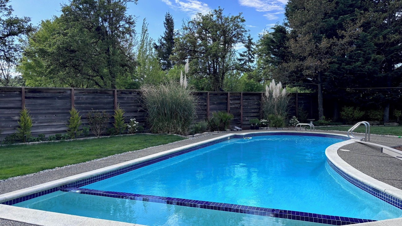 Photo of Outdoor in Clyde Hill