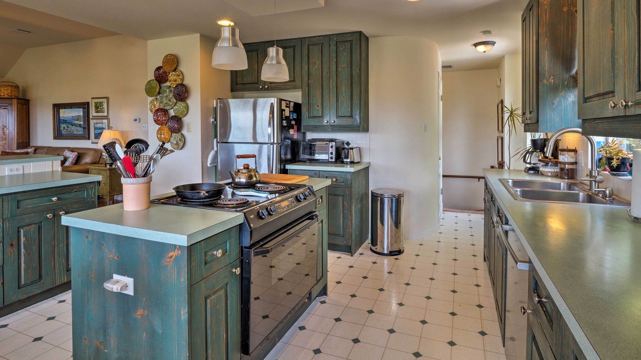 Photo of Kitchen in Apache Shores
