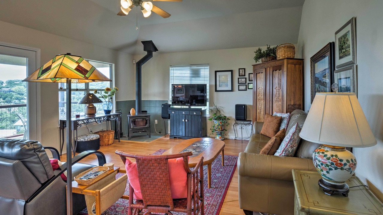 Photo of Bedroom in Apache Shores