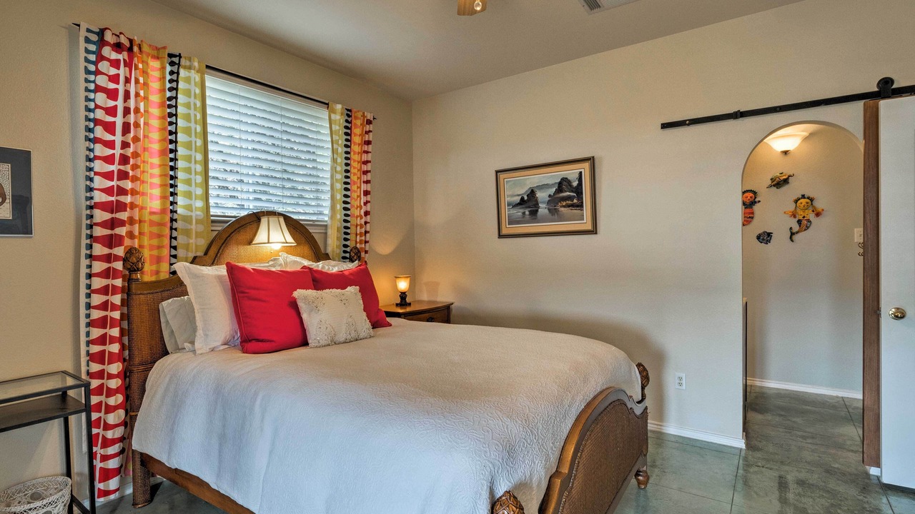 Photo of Bedroom in Apache Shores