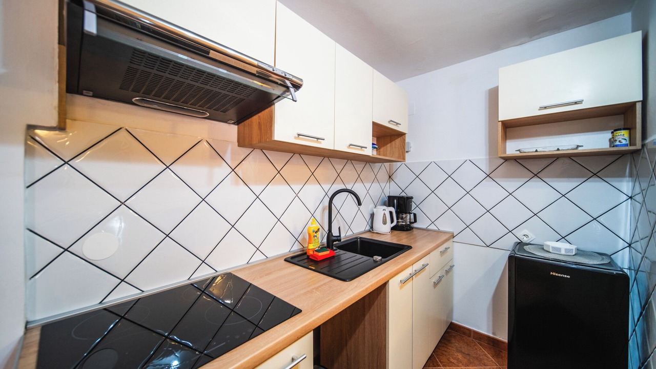 Photo of Kitchen in Cove Tri Zala (Zrnovo)