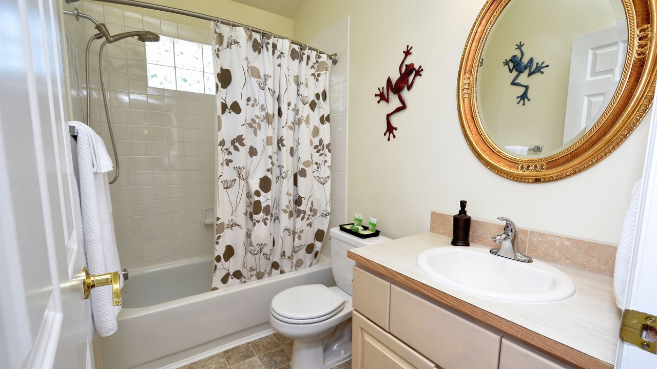 Photo of Bathroom in West Hills