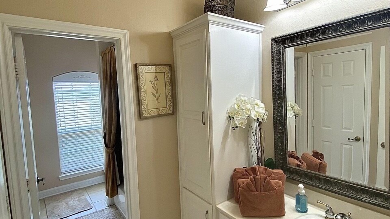 Photo of Bathroom in Flint