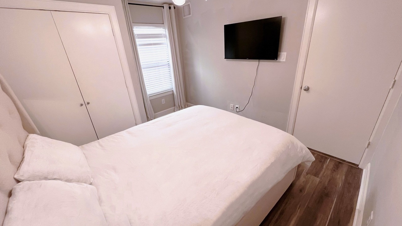 Photo of Bedroom in South Main