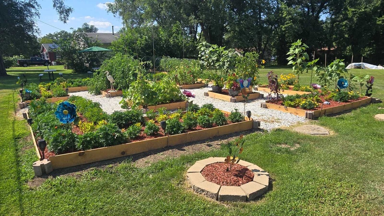 Photo of Outdoor in Groveland