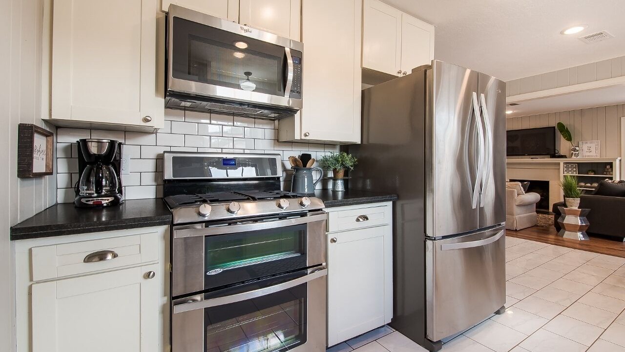Photo of Kitchen in College Hills Estates