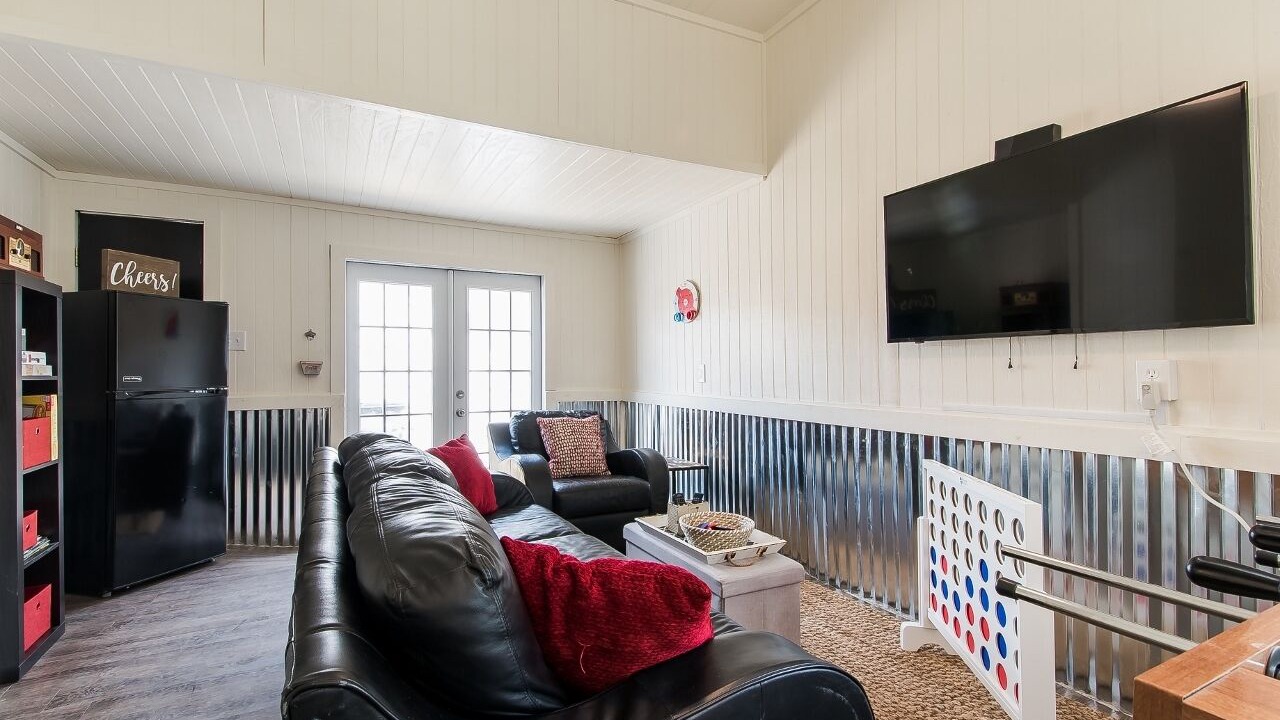 Photo of Bedroom in College Hills Estates