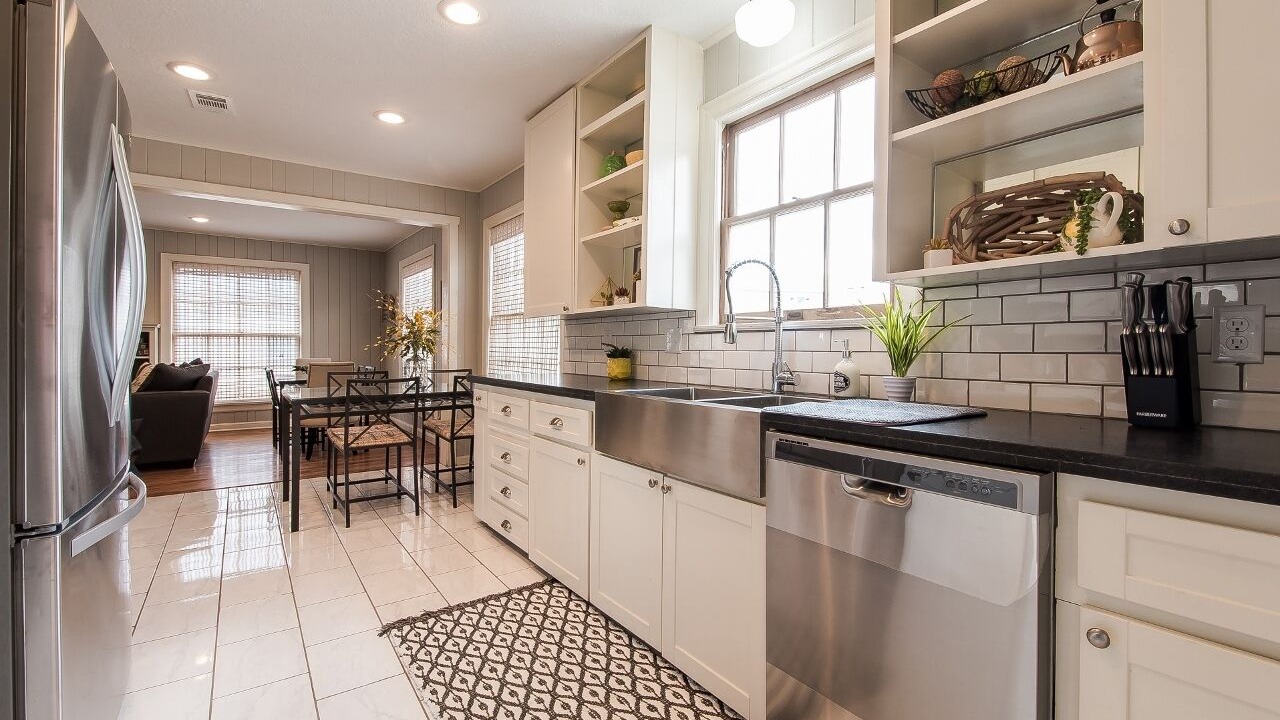 Photo of Kitchen in College Hills Estates