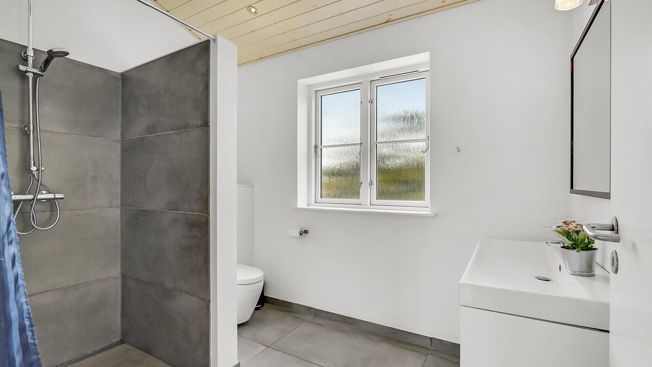 Photo of Bathroom in Vejers Strand