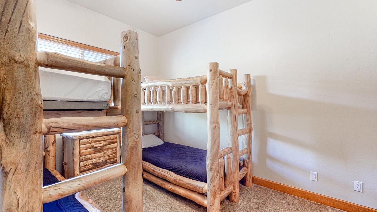 Photo of Bedroom in Pagosa Springs