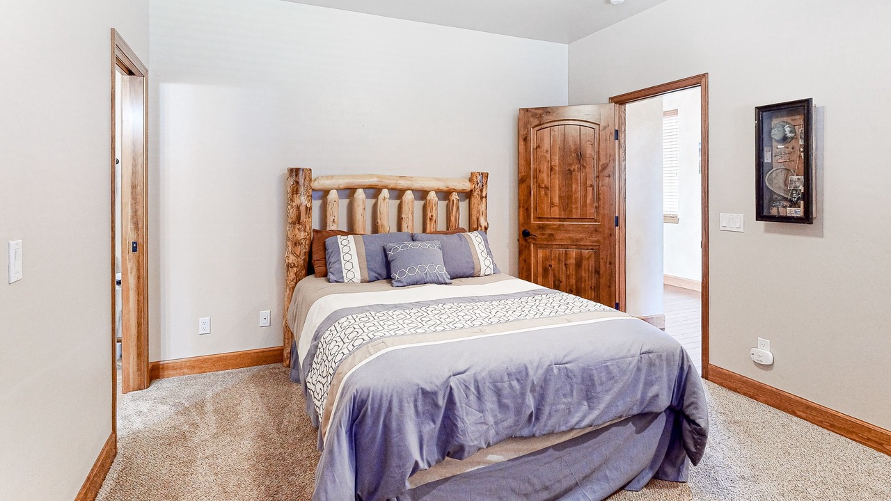 Photo of Bedroom in Pagosa Springs