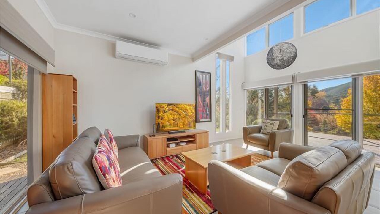 Photo of Livingroom in Bright