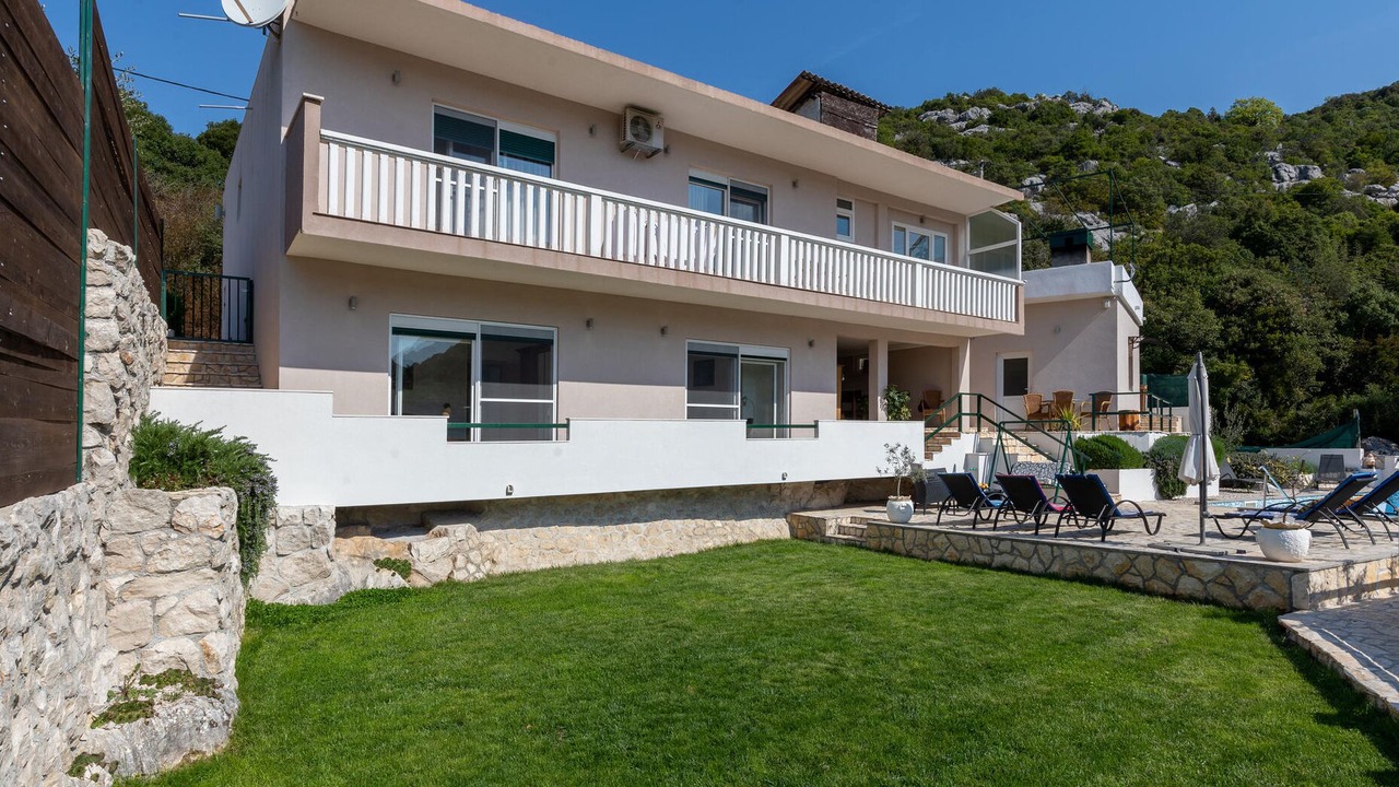 Photo of Outdoor in Ploce