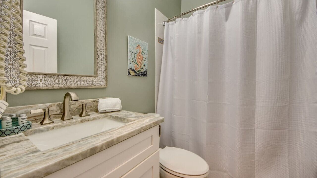 Photo of Bathroom in Caloosahatchee