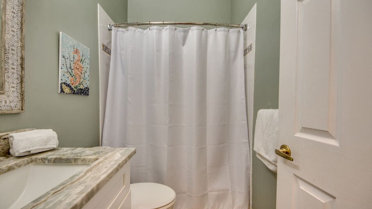 Photo of Bathroom in Caloosahatchee