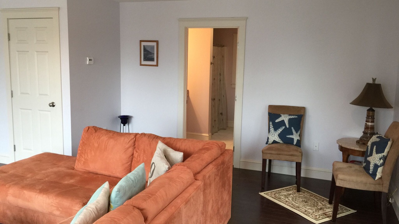 Photo of Livingroom in Salsbury Cove