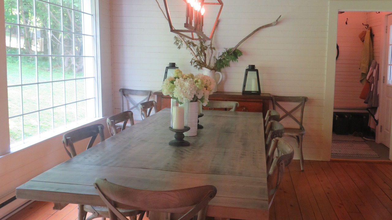 Photo of Livingroom in North Hatley