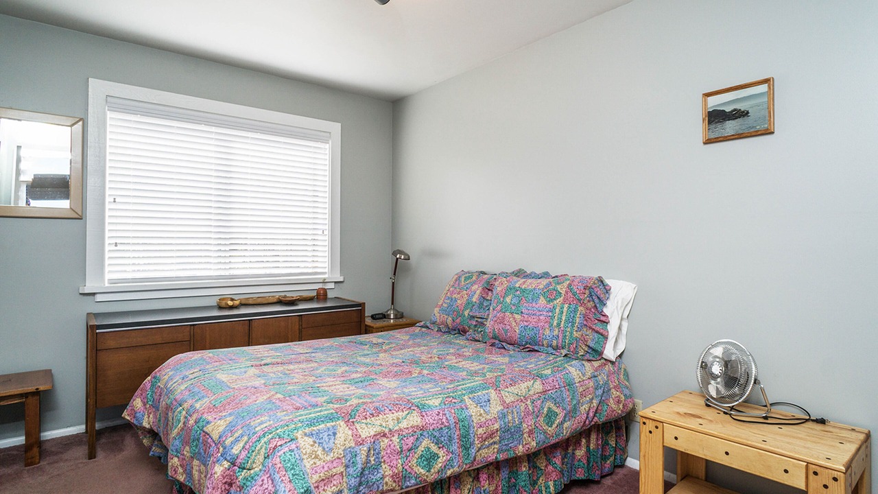 Photo of Bedroom in Lopez Island