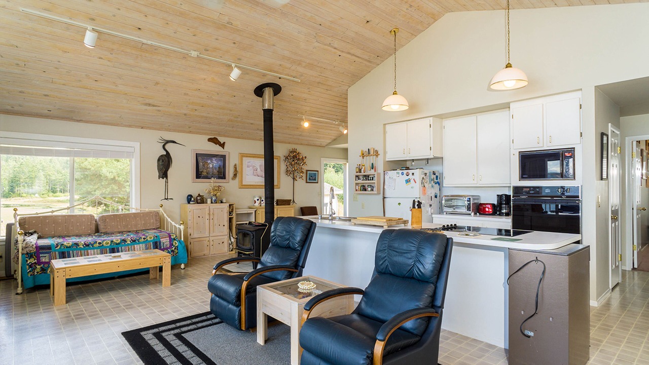 Photo of Livingroom in Lopez Island