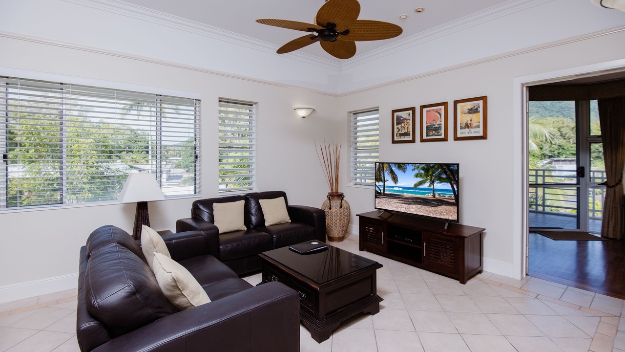 Photo of Livingroom in Clifton Beach