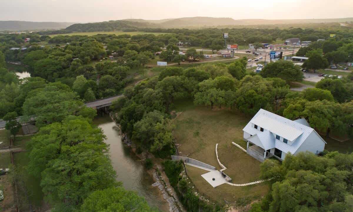 Photo of Outdoor in Canyon Lake