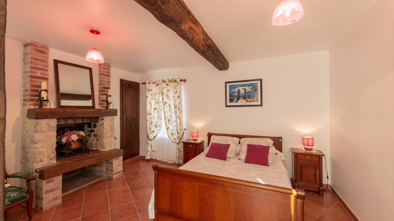 Photo of Bedroom in Courcelles