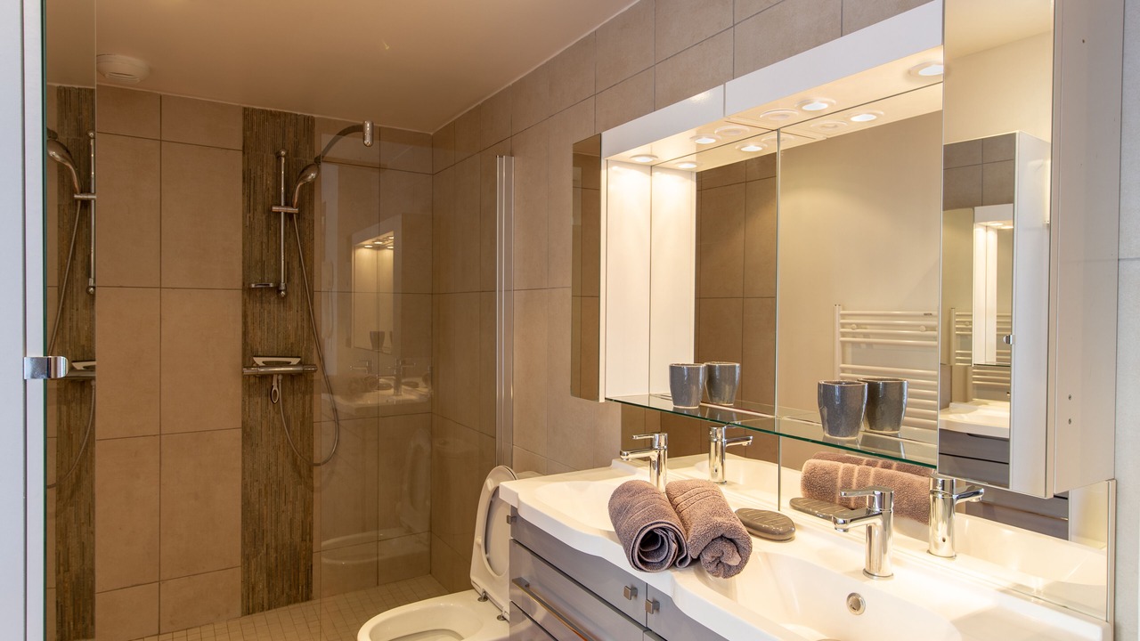 Photo of Bathroom in Courcelles