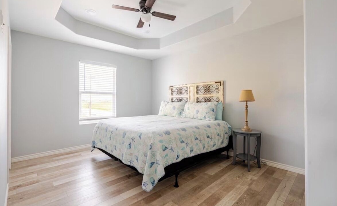 Photo of Bedroom in Port Bolivar