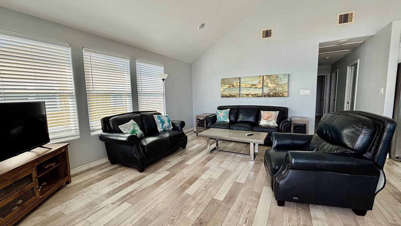 Photo of Livingroom in Port Bolivar