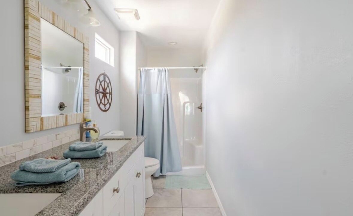 Photo of Bathroom in Port Bolivar
