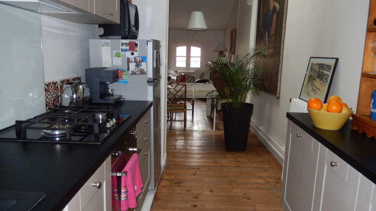 Photo of Kitchen in Hotel de Ville - Quinconces